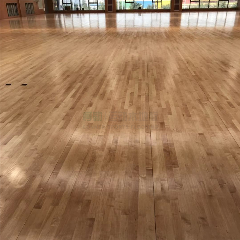 山西交通职业技术学院（进口斯利普定现场漆木地板）01.jpg